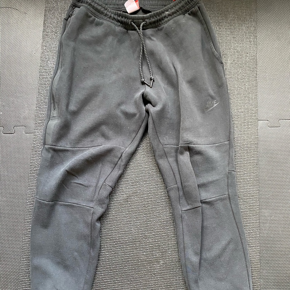 Nike Men’s Medium Joggers